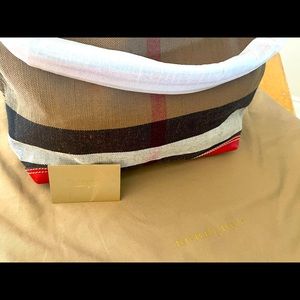 Burberry bag, brand new
